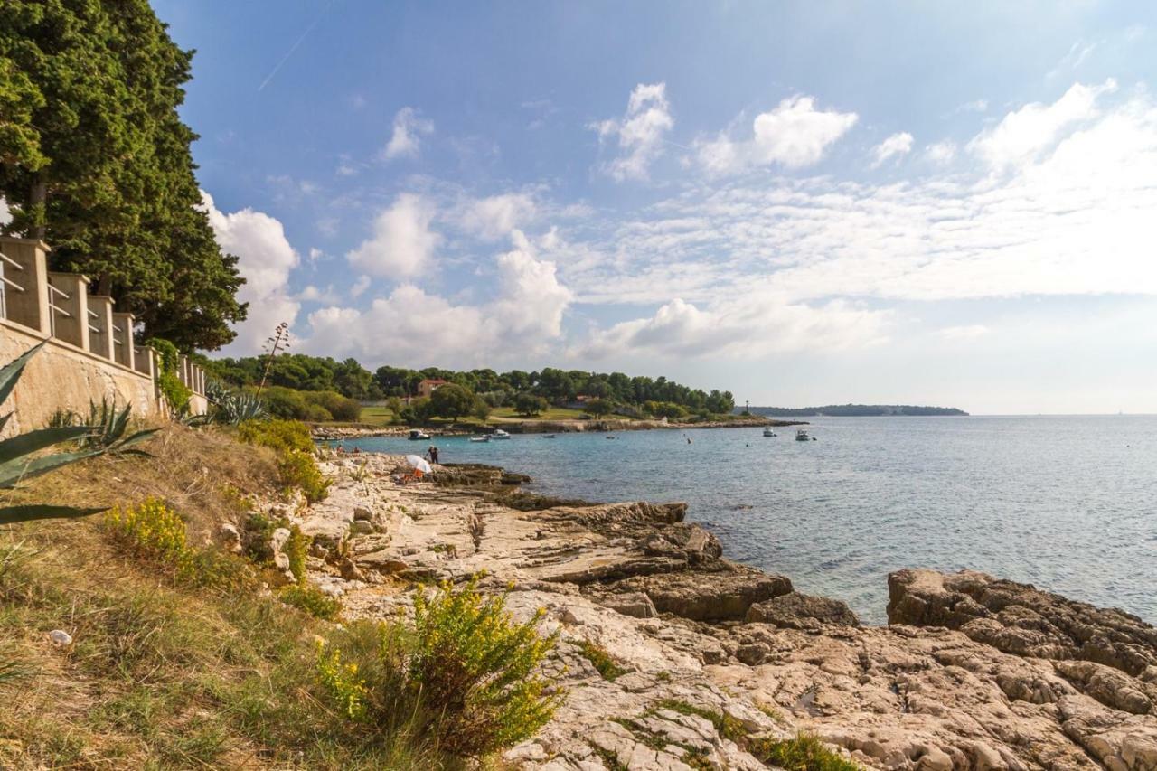 Apartments Perka Near Beach Пула Экстерьер фото